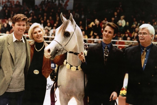 https://www.redwoodlodgearabians.com/core/image.php?src=app/media/uploads/website/30/photos/website_horses/2212/Espano_Estopa_1998_web.jpg&width=540&height=360
